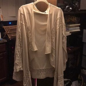 3xl ModCloth Crochet trim cardigan